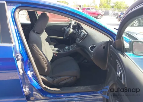 2015 Chrysler 200 Limited из США, поврежденный, VIN 1C3CCCAB3FN754659